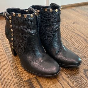 Black leather ankle boots by Tory Burch